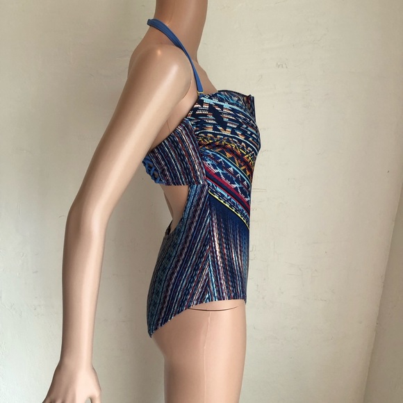 Jessica Simpson Women’s Size M Blue Geometric One Piece Halter-Top Swimsuit - Picture 3 of 16